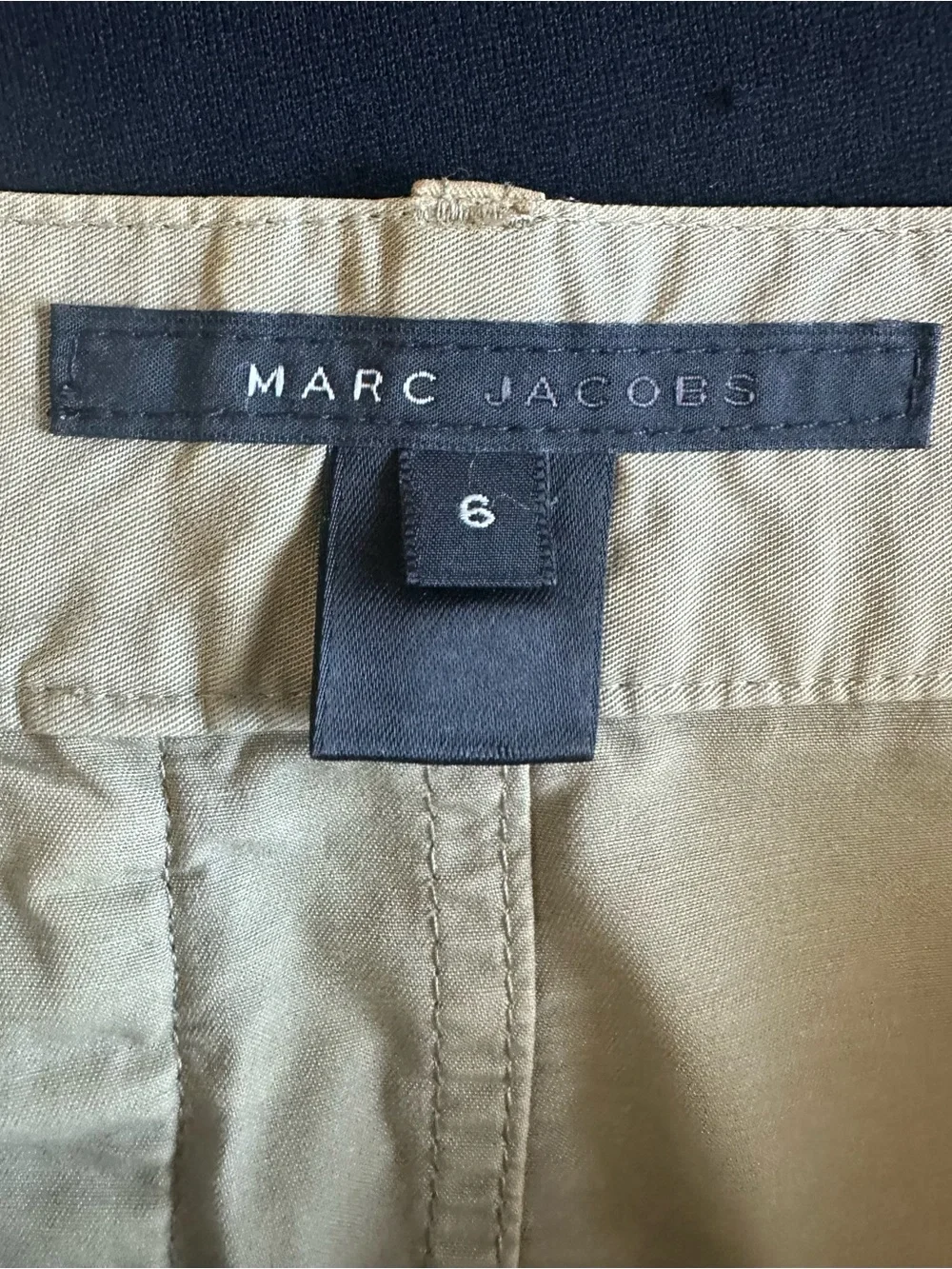 Marc Jacobs khaki Cargo utility Y2K  Skirt with Black Label size 6